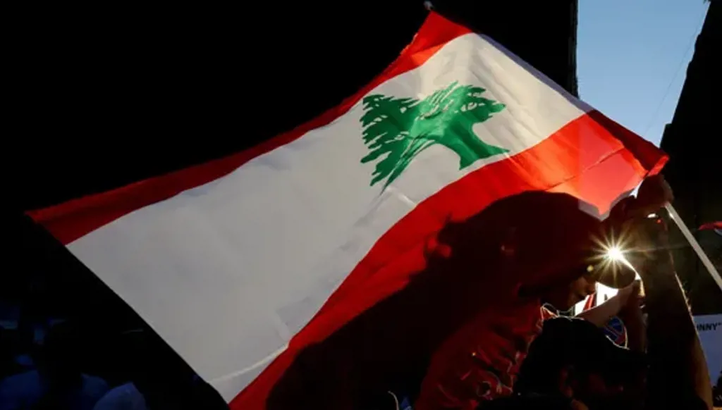 أصبحوا سجناء أدوارهم
