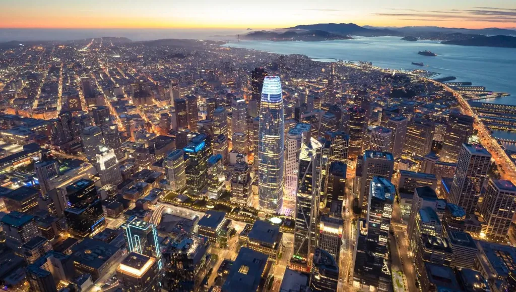 صراع "القطبيّة الرقميّة": وادي "السيليكون" يواجه "طريق الحرير الرّقمي" في حرب البقاء الاقتصادي