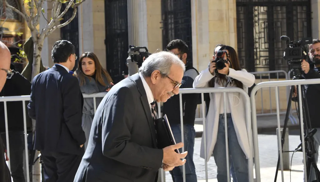 سلام في ختام جلسة الثقة: ملتزمون العمل على حشد التأييد العربي والدولي لإلزام إسرائيل وقف خرقها للسيادة اللبنانية