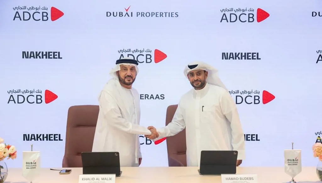 شراكة بين دبي القابضة العقارية و ADCB  لتمويل العقارات قيد الإنشاء