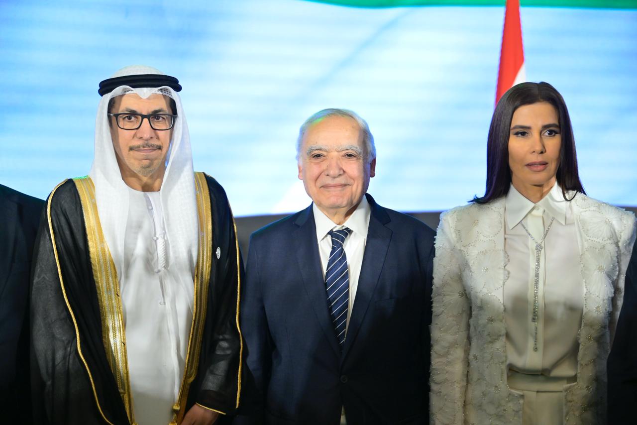 f3f9567face34aa699d851a34dbf5b52_203709.