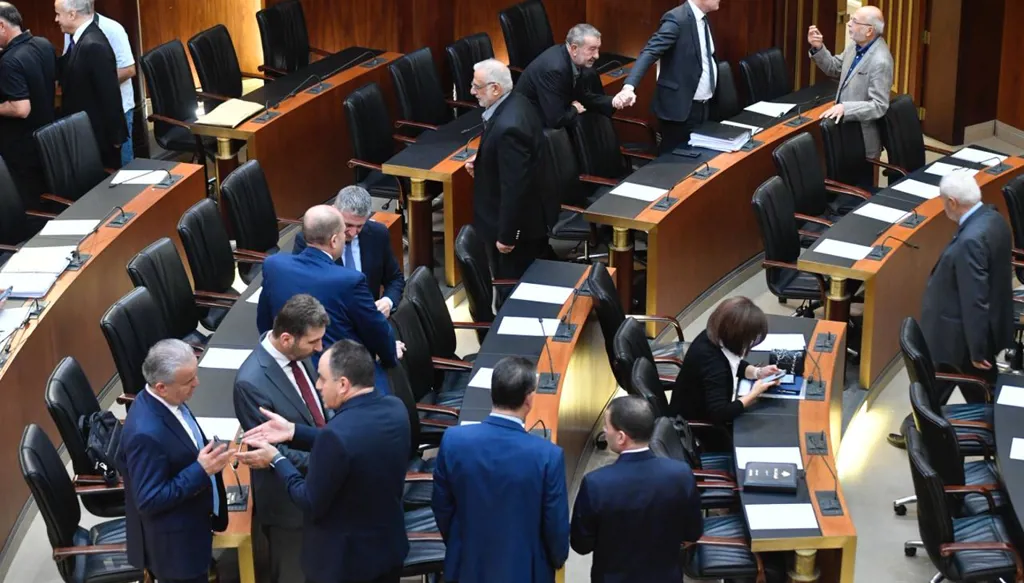 جلسة مجلس النواب (حسام شبارو).