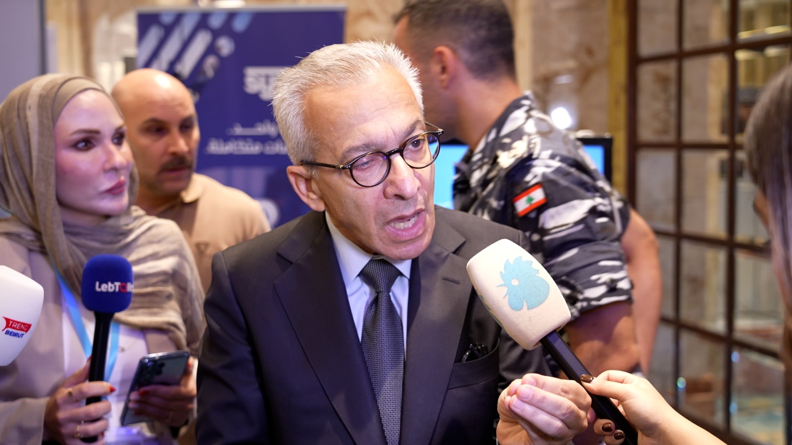 عامر البساط