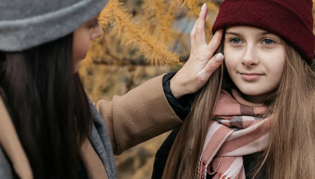 لماذا لا يشعر المراهق بالبرد في الشتاء؟