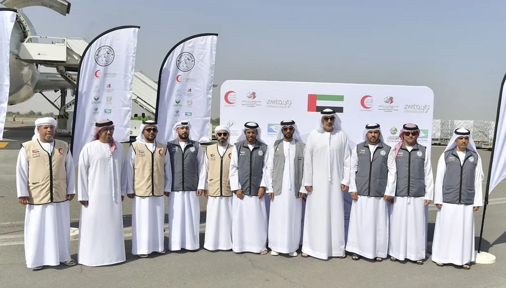 ‏"صقر الإنسانية" تقدّم 300 طن من "طرود الأطفال حديثي الولادة" ‏ضمن عملية "الفارس الشهم 3" لدعم غزة