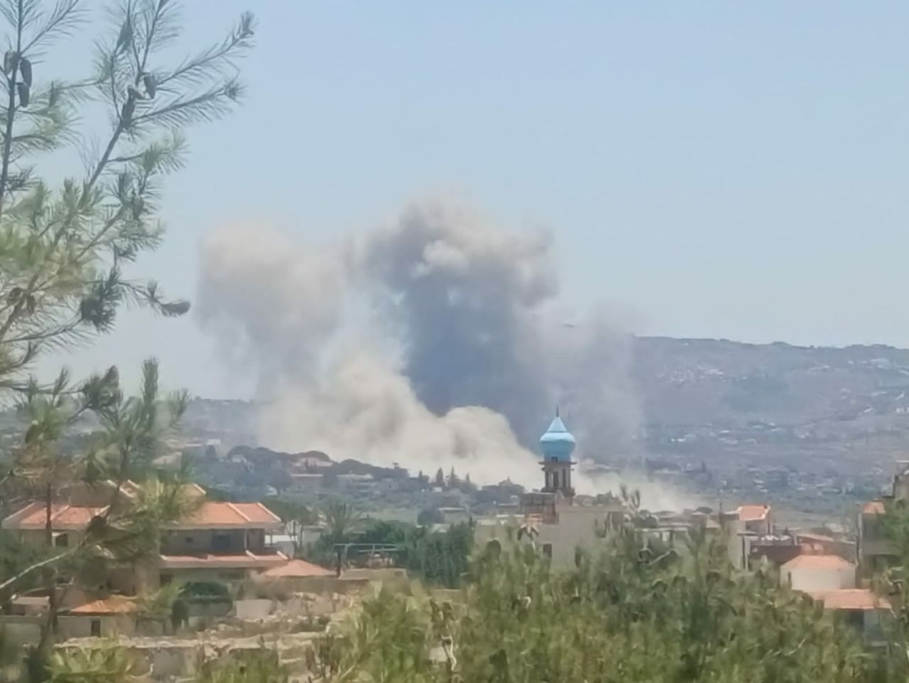 غارات متواصلة على جنوب لبنان (أ ف ب)