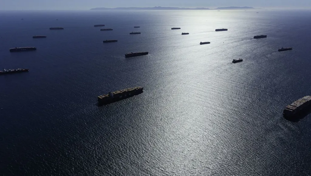 كييف تعلن استهداف ناقلة للنفط الروسي في البحر المتوسط