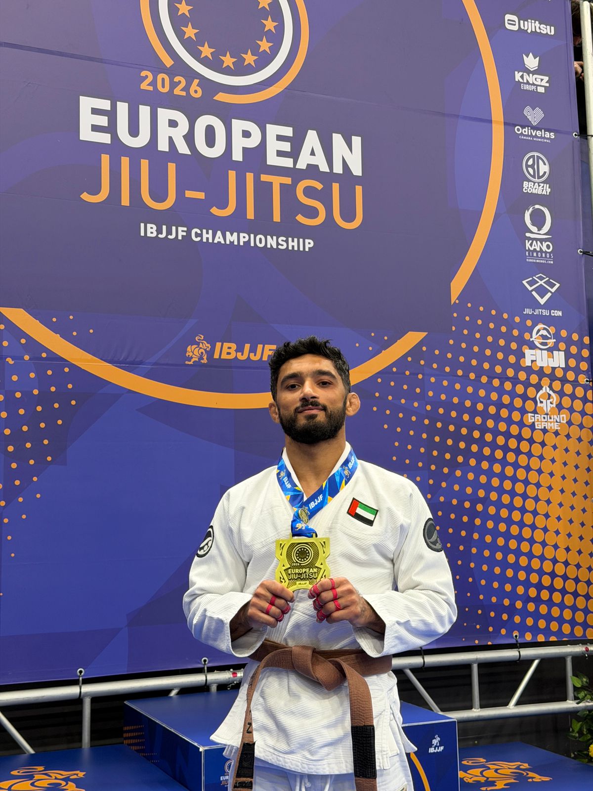 الإماراتي سلطان جبر.