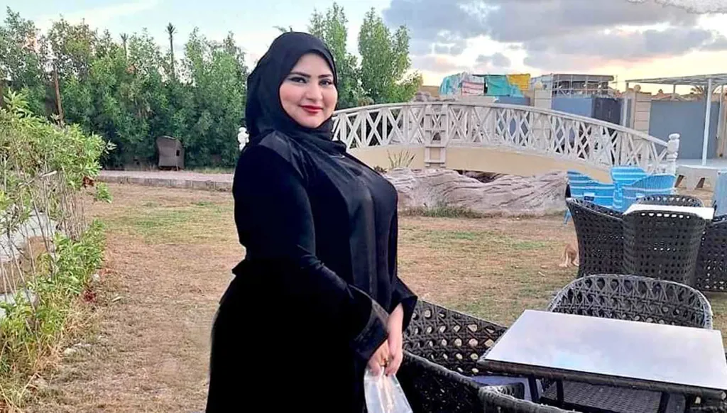 بتهمة نشر الفسق... القبض على البلوغر المصرية حسناء شعبان