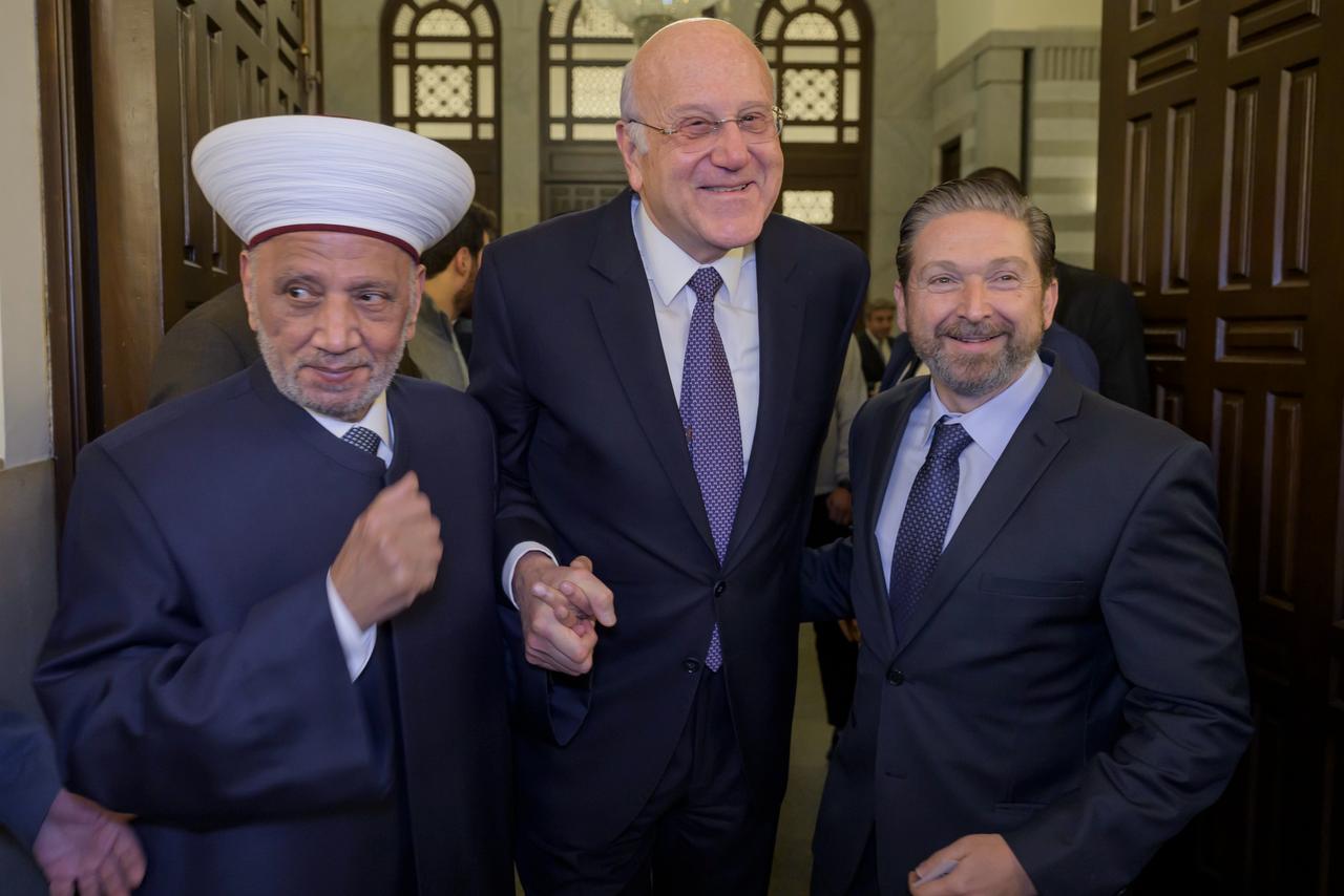 كرامي وميقاتي والمفتي دريان (نبيل اسماعيل)