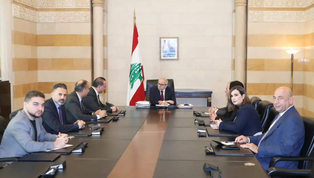 سلام ينتقد سردية "حزب الله": لبنان متأخّر في موضوع حصر السلاح