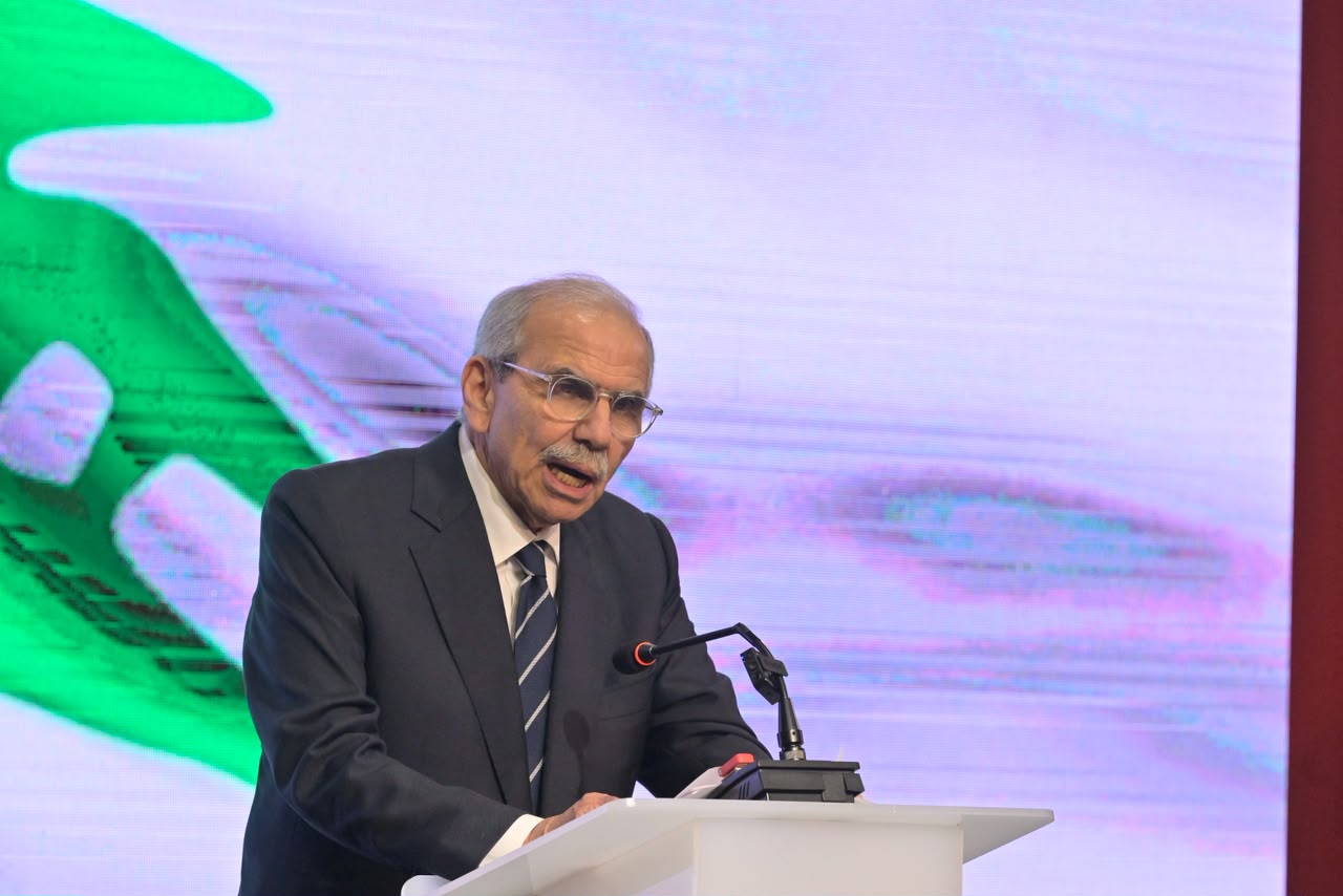 رئيس مجلس الوزراء نواف سلام يلقي كلمته خلال افتتاح معرض بيروت العربي الدولي للكتاب. (نبيل إسماعيل - النهار)