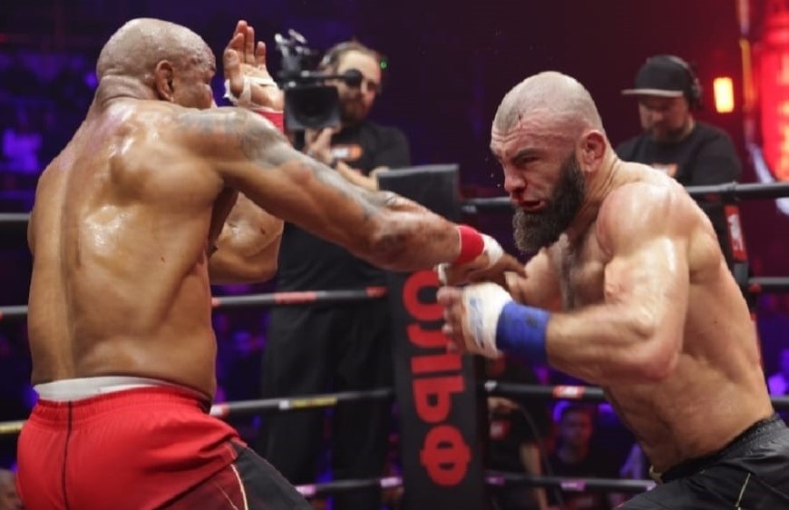 من المنافسات.