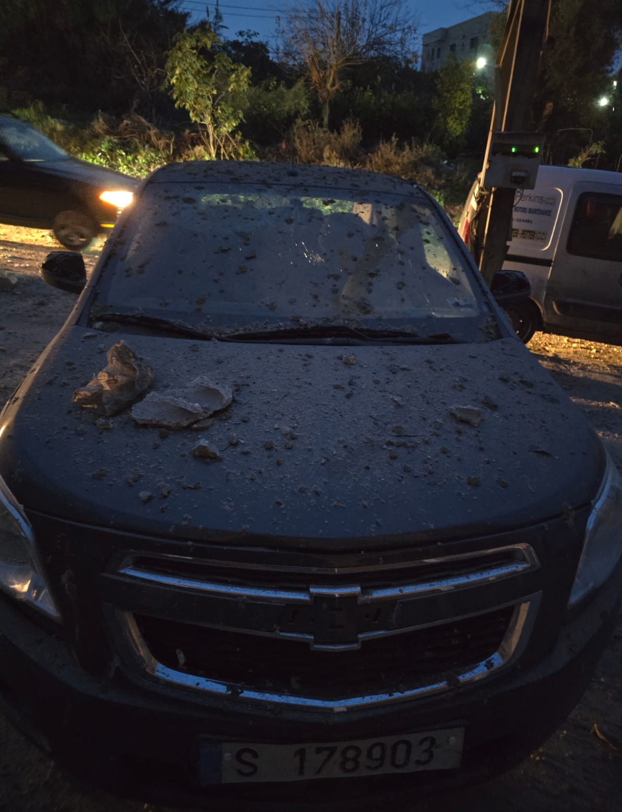 سيارة الزميل أحمد منتش.