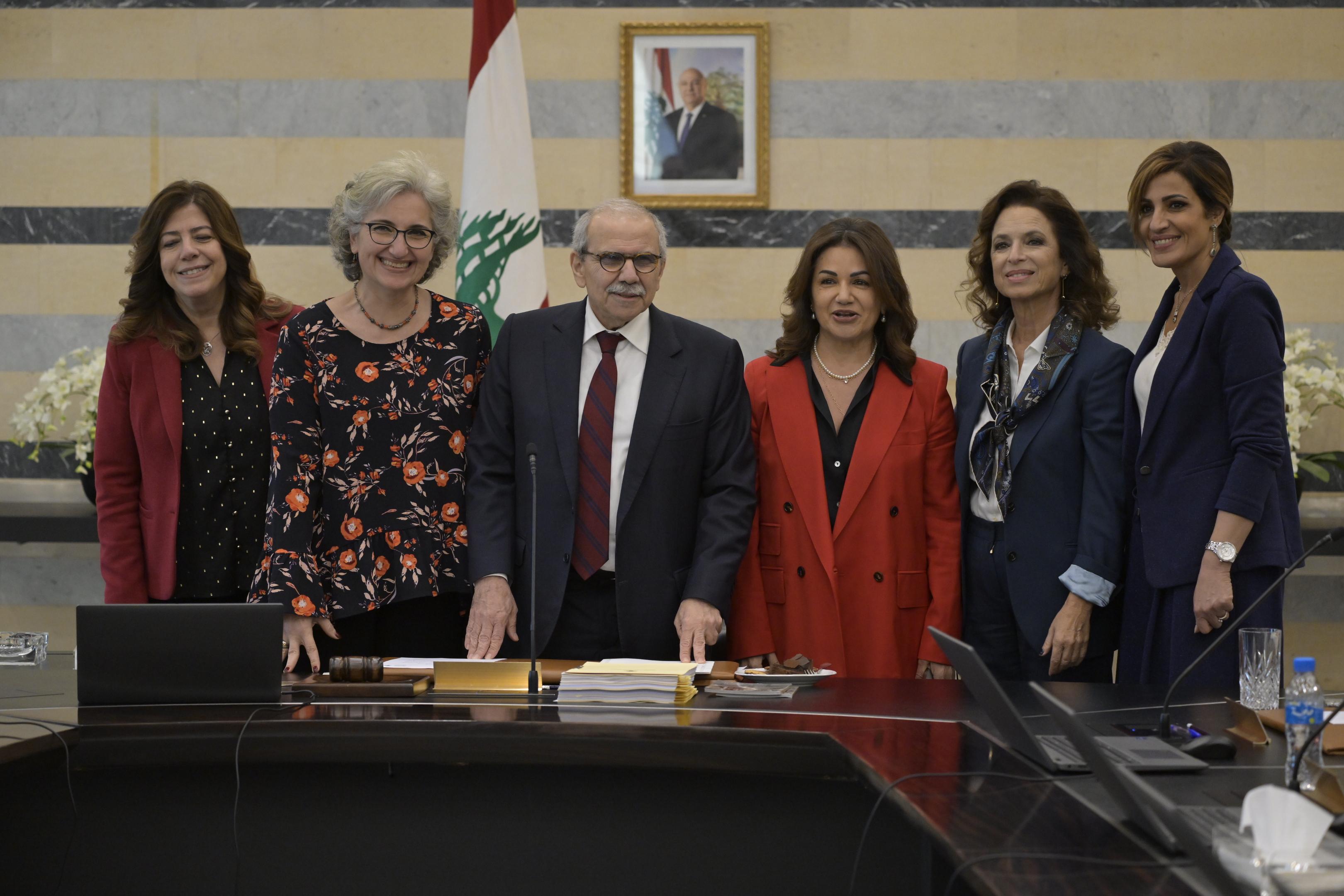 fefcc5e6c9c346e4a95d63ee5e6681ca_155951.