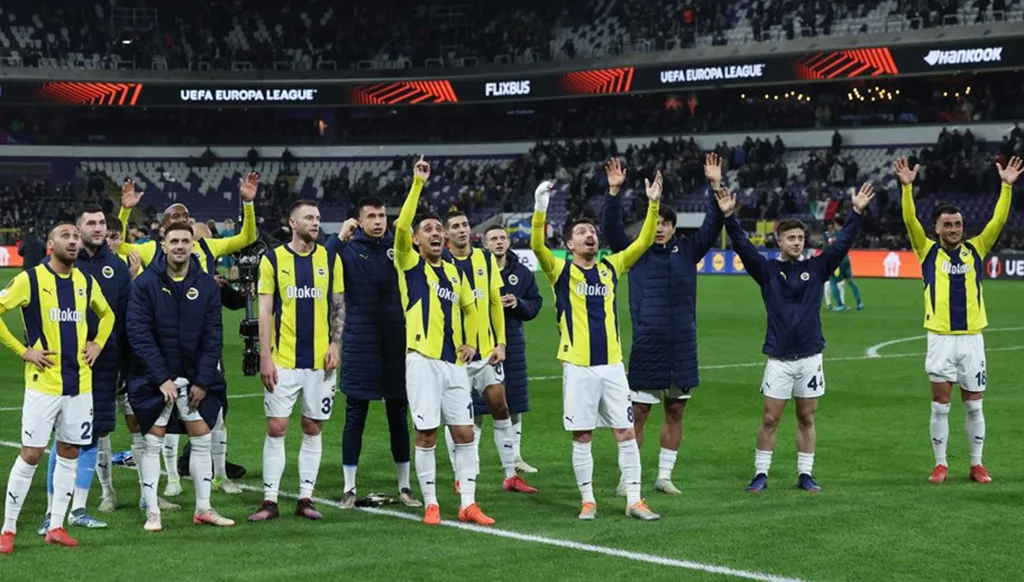 فنربخشة وأياكس إلى ثمن نهائي الدوري الأوروبي