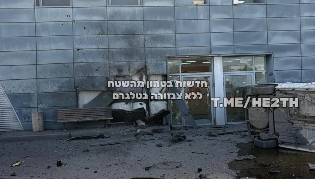 بالفيديو- دمار واسع في رمات غان إثر رشقة صاروخية إيرانية… وصاروخ عنقودي يضرب "الوسط"