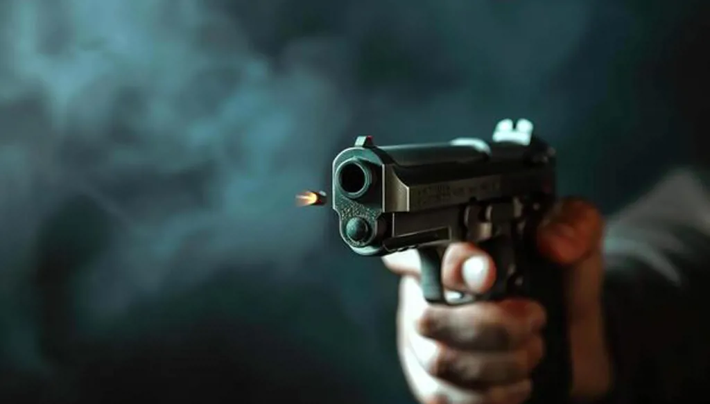 قتَل 12 شخصاً داخل مسجد في اليمن!