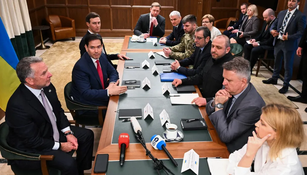 الاجتماع الأميركي الأوكراني. (أ ف ب)