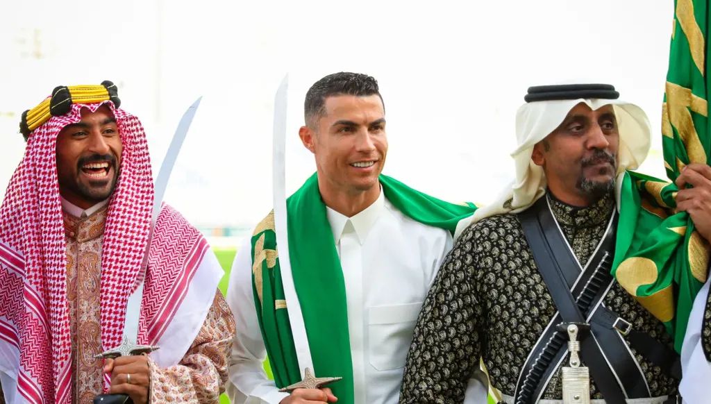 رونالدو يروّج للسياحة السعودية: أتيت من أجل كرة القدم وبقيت لاستمتع بالمزيد