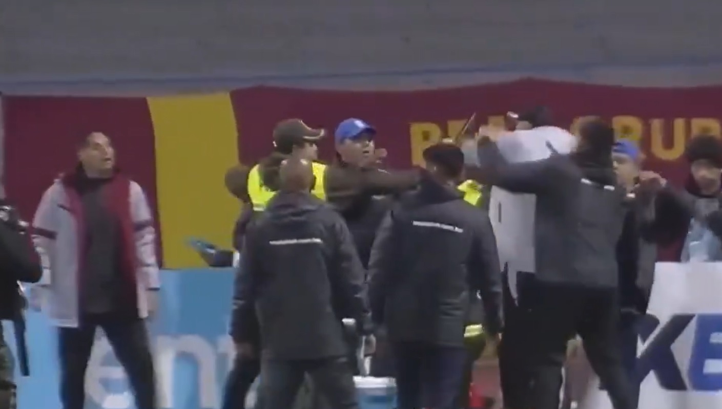 فوضى في مباراة كرة قدم في بوليفيا.