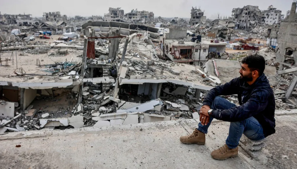 إسرائيل تتسلّم رفات أسير... والغموض يلف المرحلة الثانية من اتّفاق غزة