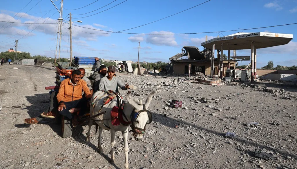 الأمم المتحدة حصلت على إذن بإدخال 100 شاحنة مساعدات أخرى إلى غزة