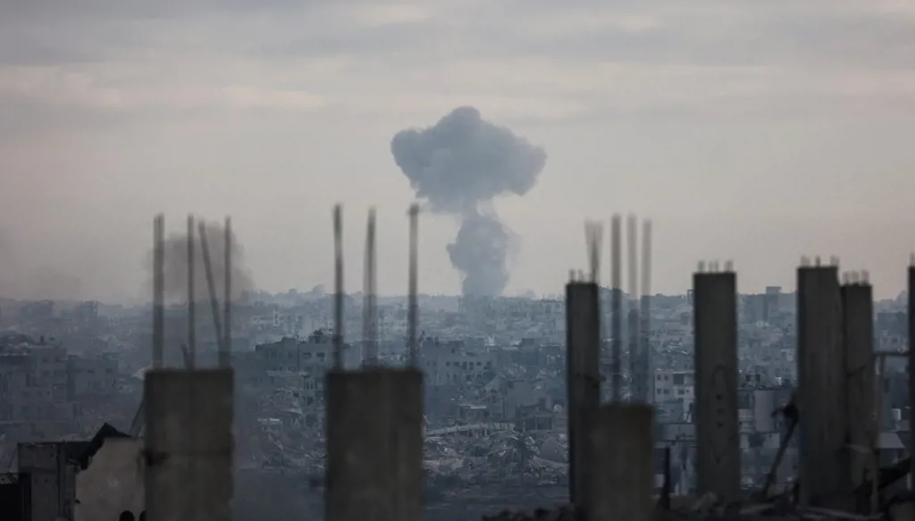 فرنسا ترسل جنوداً ومدنيين لدعم خطة السلام في غزة