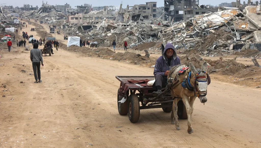 اقتراح ترامب بشأن غزة... معارضة دولية لتهجير الفلسطينيين