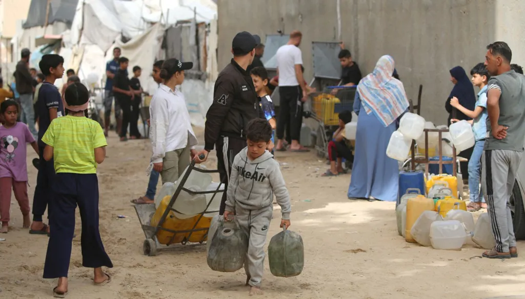بينهم أطفال... ضحايا بغارة إسرائيلية في غزة