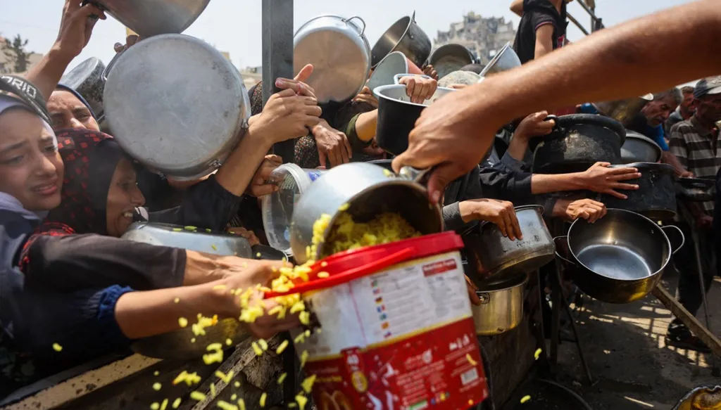 الجيش الإسرائيلي: قتلنا 5 مسلحين تظاهروا بأنهم من مؤسسة خيرية أميركية