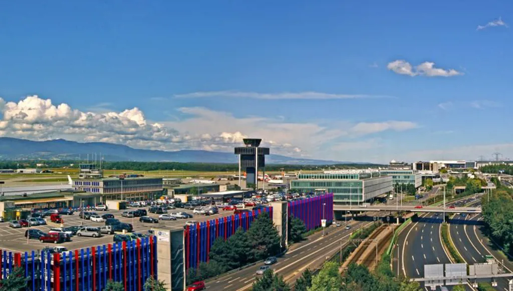 المواصلات العامة مجاناً في جنيف لمكافحة التلوث