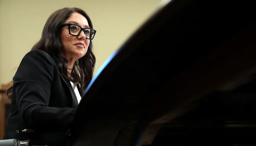 استقالة وزيرة العمل الأميركية من منصبها