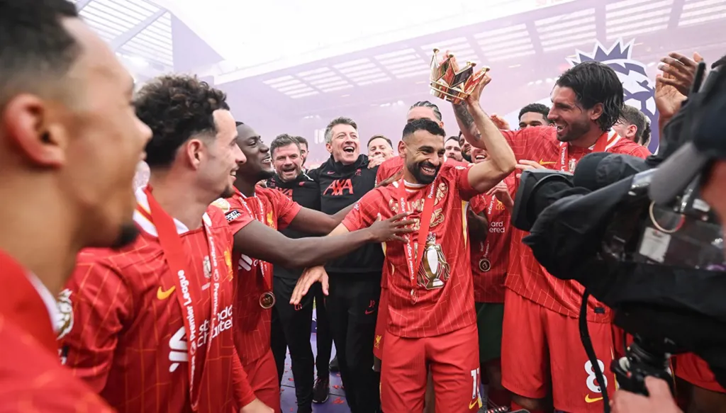 ليفربول يبدأ حملة الدفاع عن لقبه وسط منافسة شرسة من أرسنال ومانشستر سيتي وتشيلسي