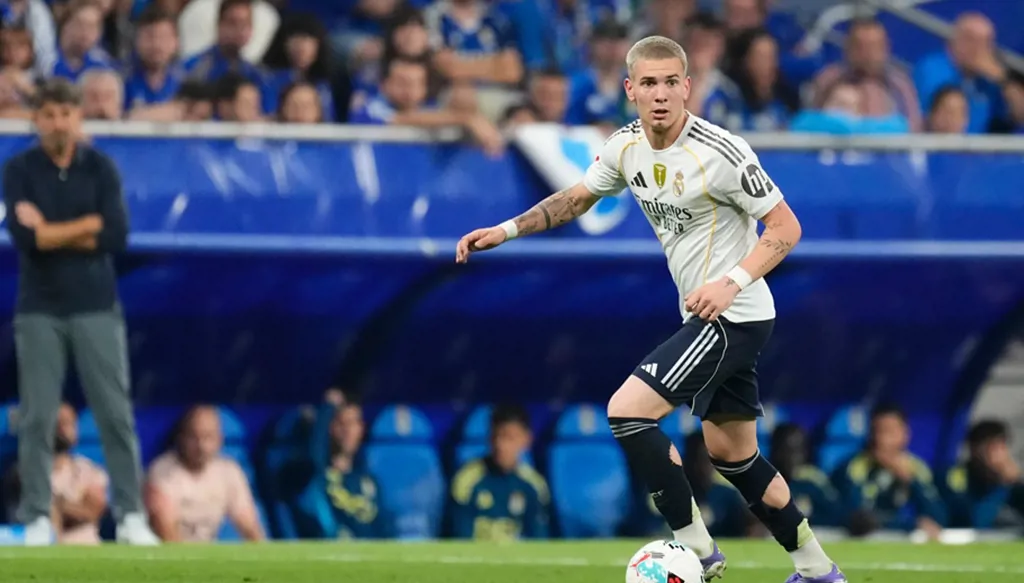بعد موسم واحد مع ريال مدريد... ماستانتوونو يغادر إلى إيطاليا