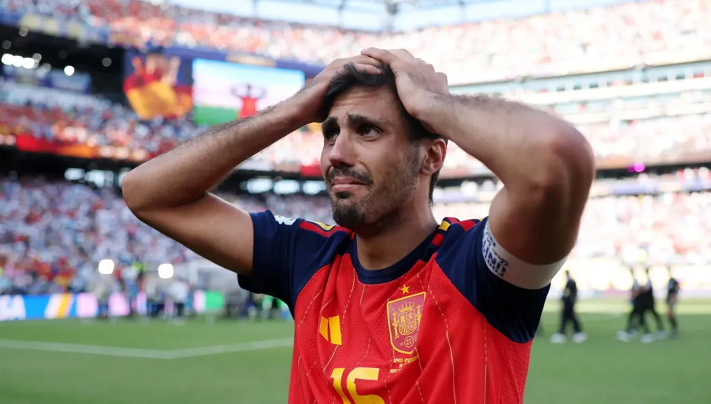 3 أسباب دفعت رودري لرفض ريال مدريد