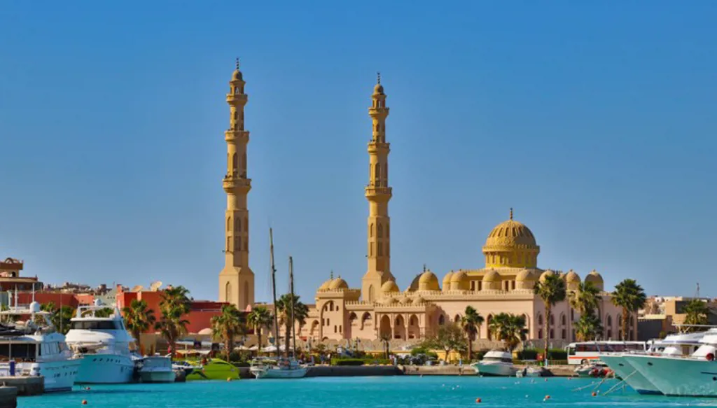 أزمة مياه بأشهر مدينة سياحية في مصر