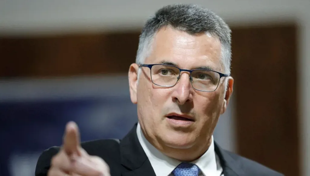 وزير خارجية إسرائيل يحذر من صواريخ إيران الباليستية