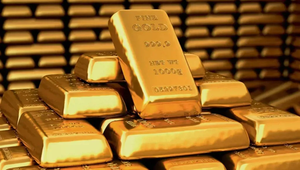 أسعار الذهب تواصل خسائرها بسبب ارتفاع الدولار