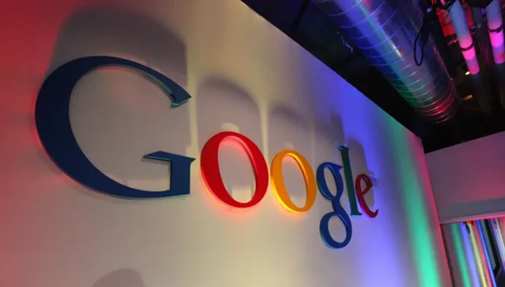 "غوغل" تُمنى بانتكاسة بعد رأي قانوني أوروبي يؤيد فرض غرامة قياسية عليها