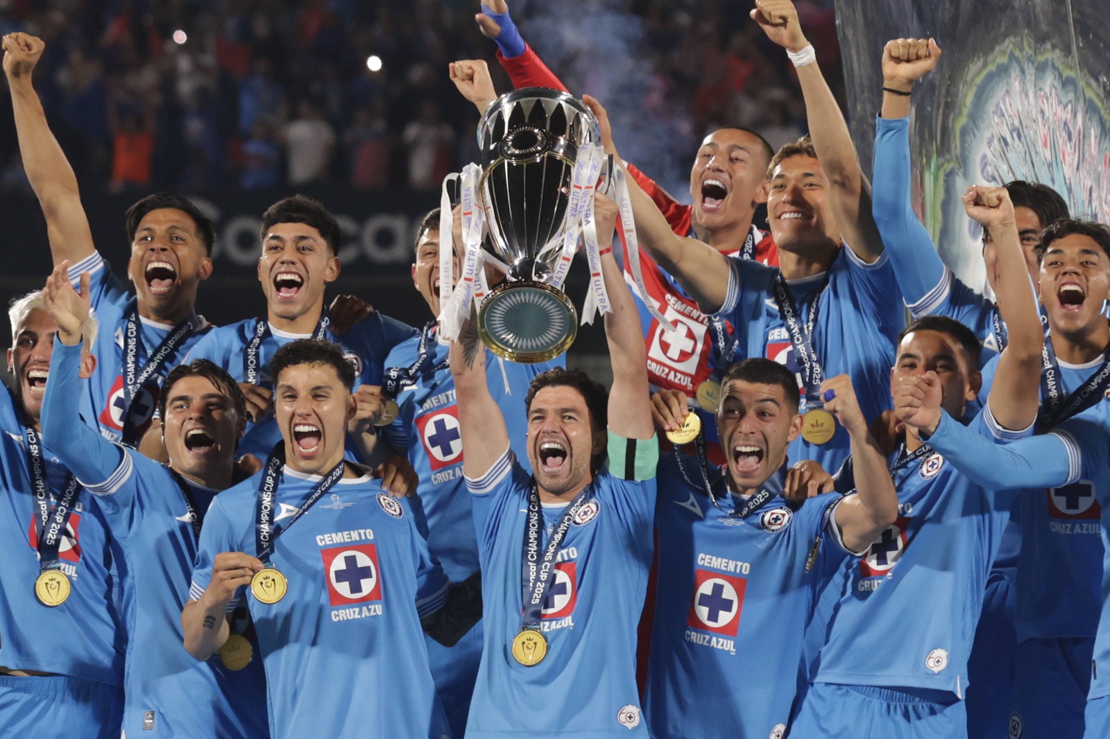 قطر تستضيف كأس القارات للأندية.