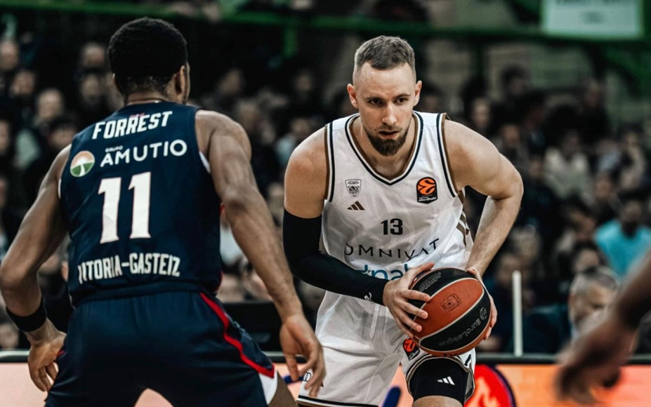 من المباراة.