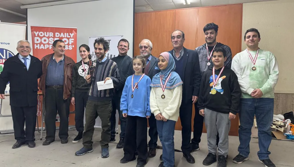 عضيمي يحتفظ بلقب دورة قدامى فرير نوتردام الميلادية الـ26 للشطرنج السريع