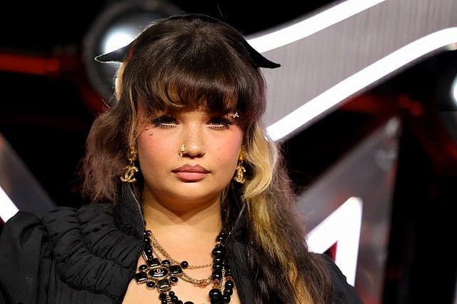 الفنانة البريطانية لولا يونغ (أ ف ب).