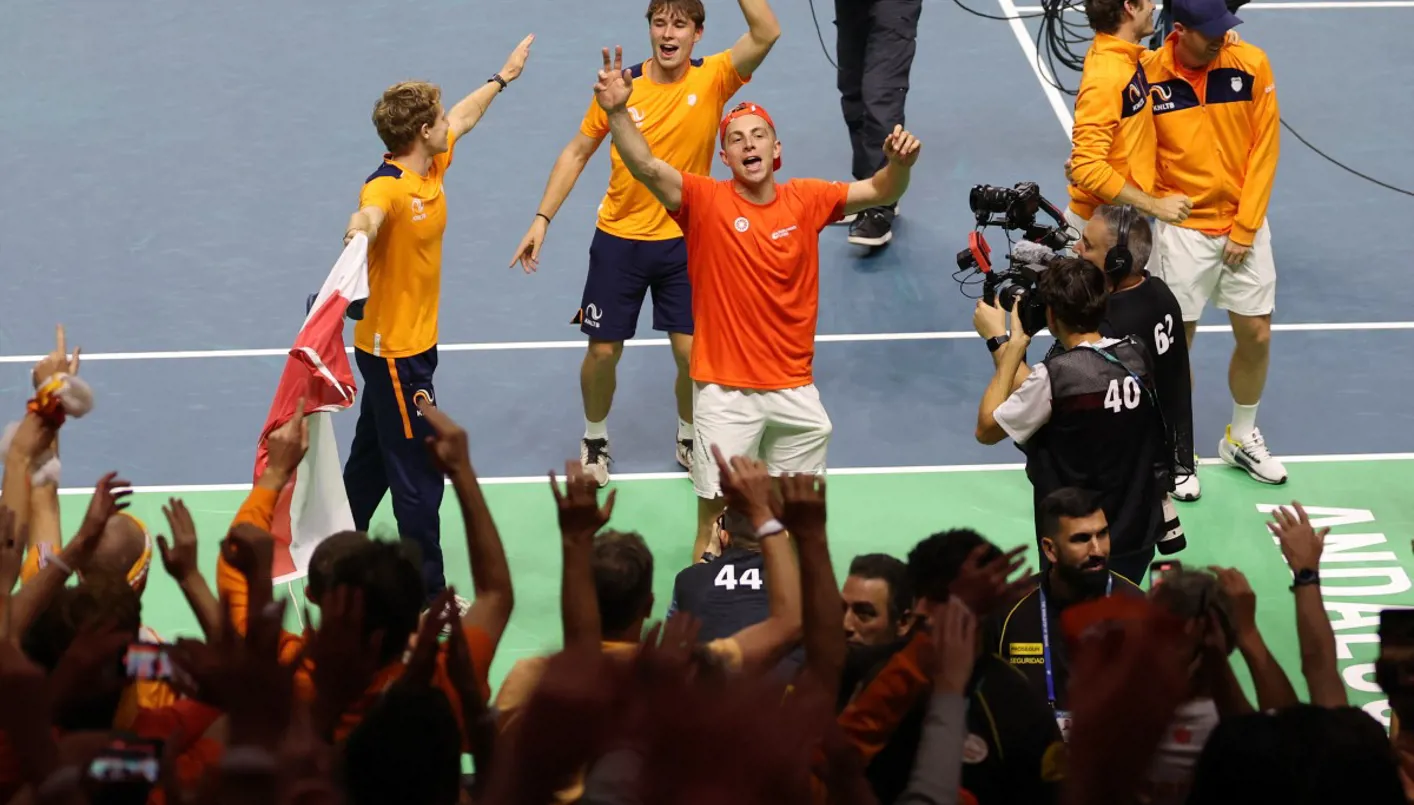 هولندا تواصل الرحلة الحلم وتتأهل لنهائي كأس ديفيز للمرة الأولى