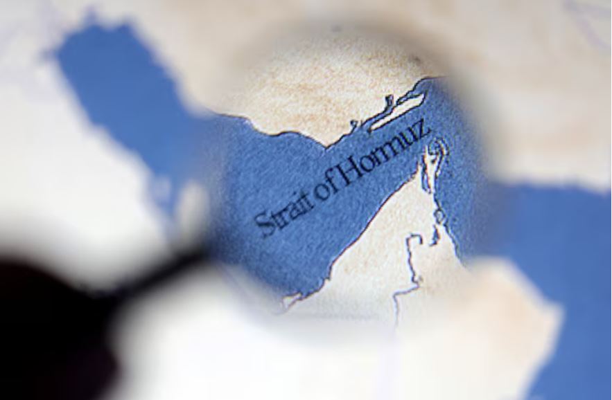صورة توضيحية لمضيق هرمز، (رويترز).