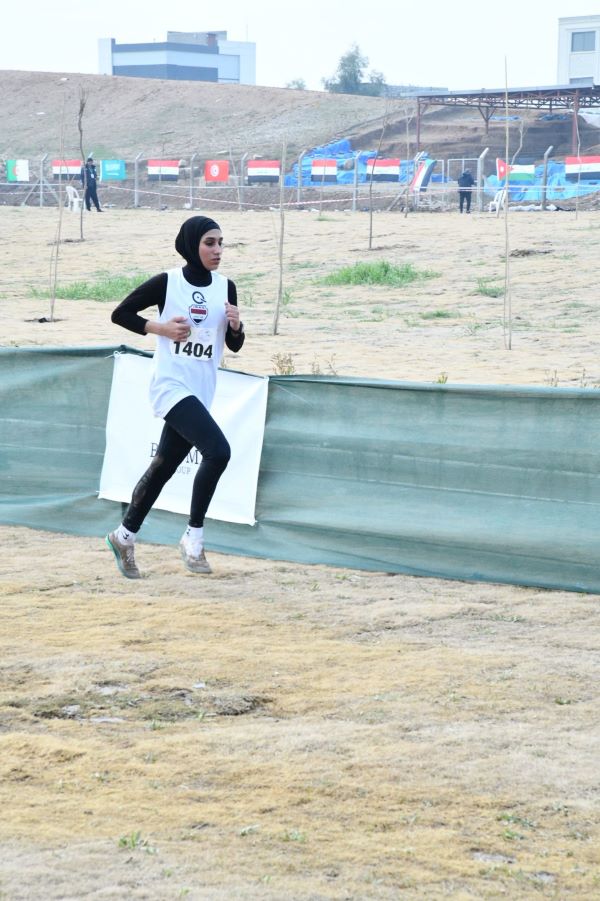 من سباق اختراق الضاحية في الموصل.