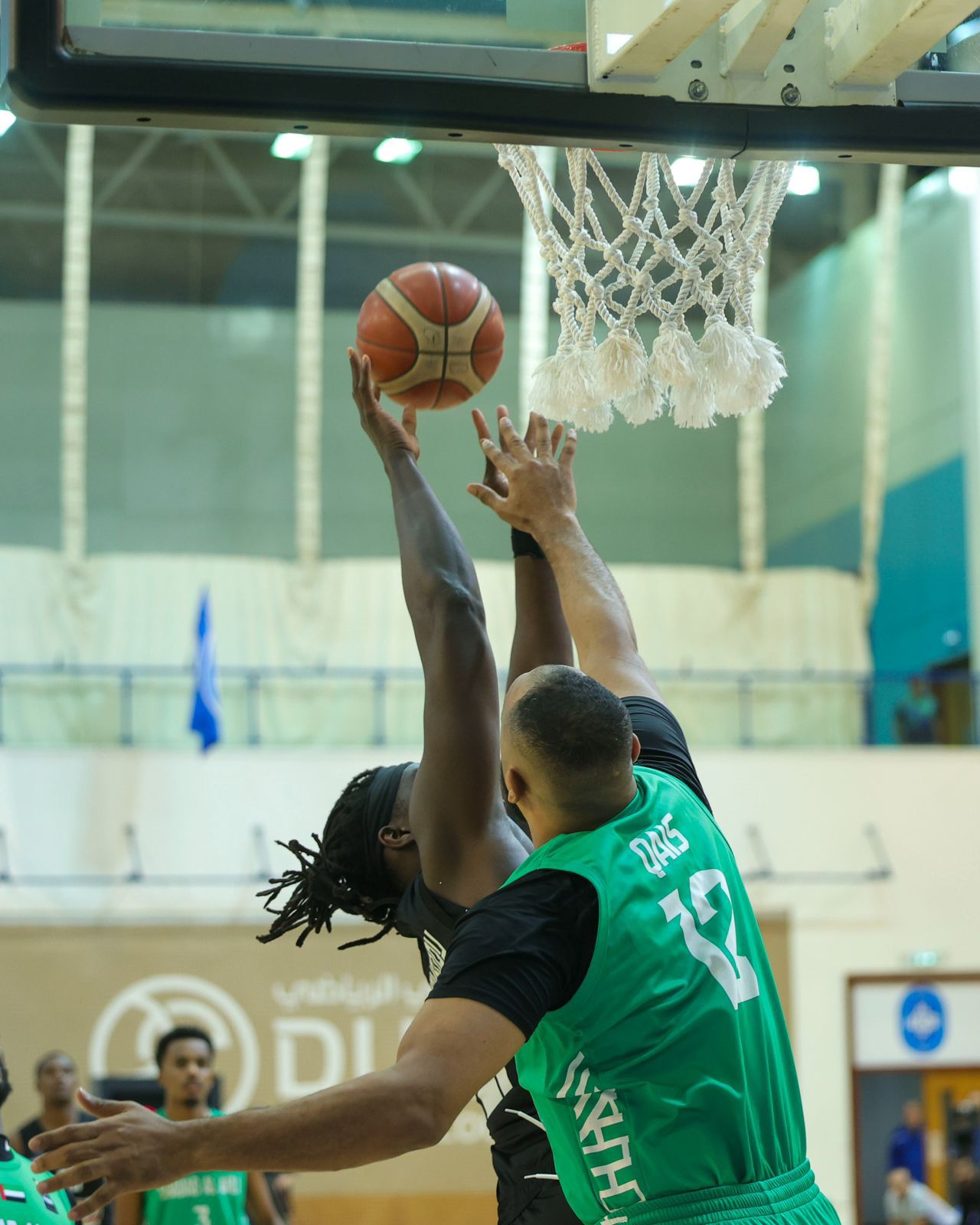 تتويج شباب الأهلي.