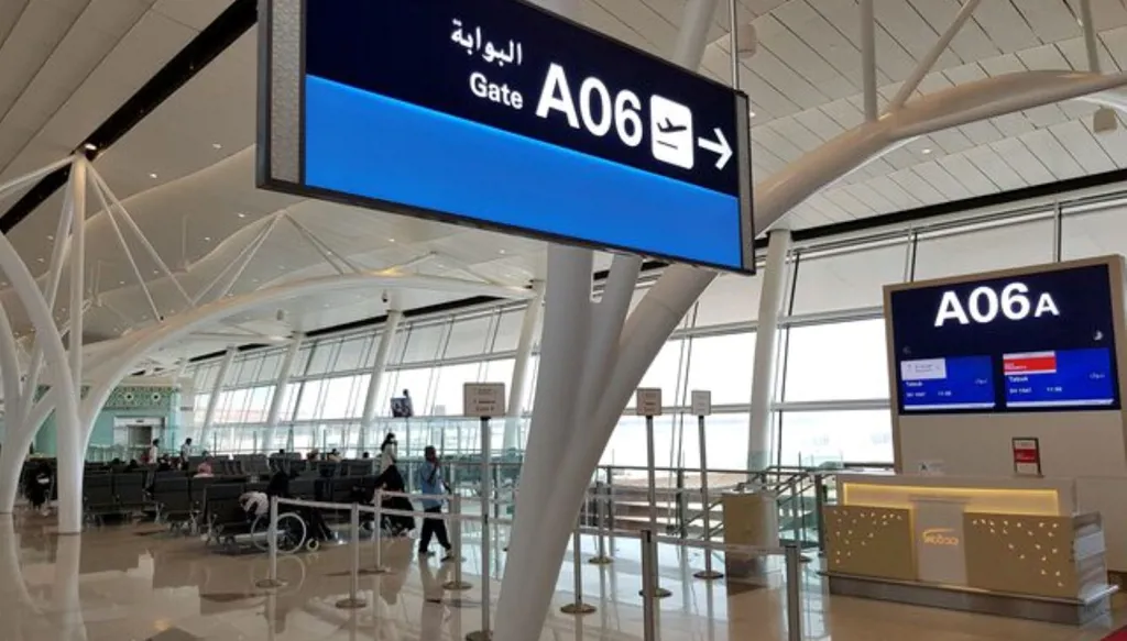 مطارات جدة تشغل المبنى الرابع لخدمة 15 مليون مسافر سنويا