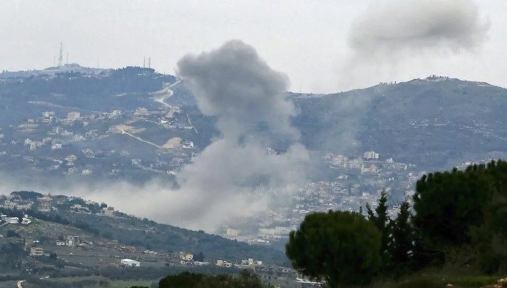 سقوط ضحية بغارة إسرائيلية على أطراف رب ثلاثين... وجريح في الوزاني